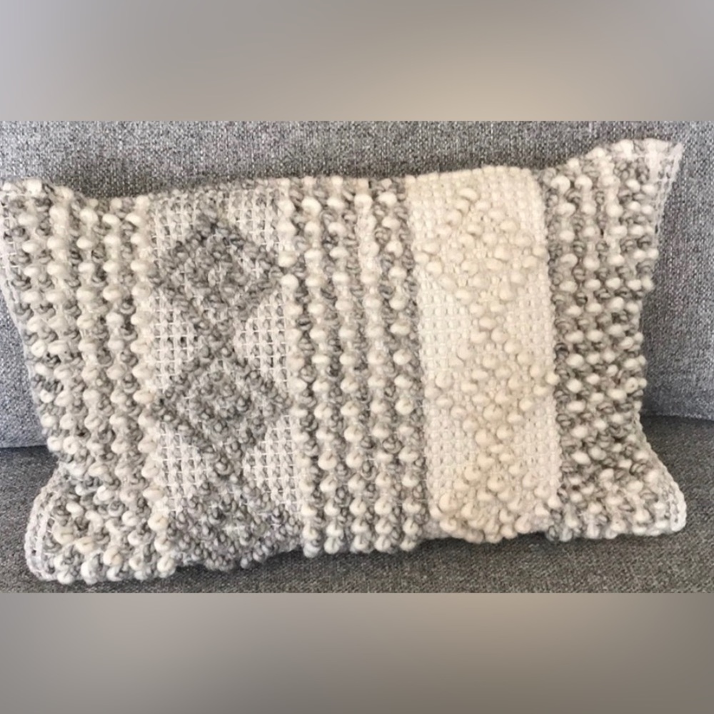 Throw pillows Magnolia